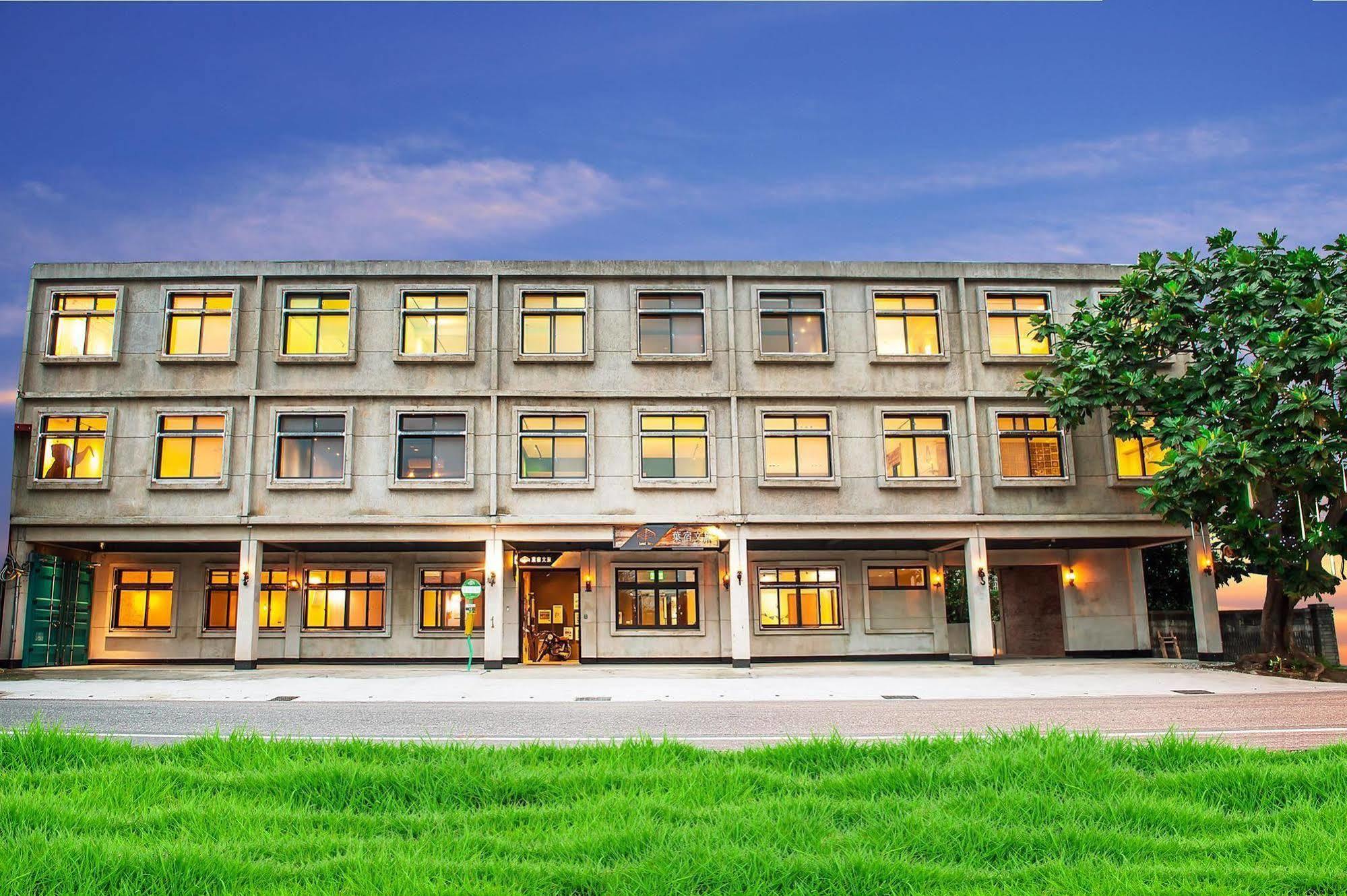 The Leaf Inn Hualien City Exterior foto